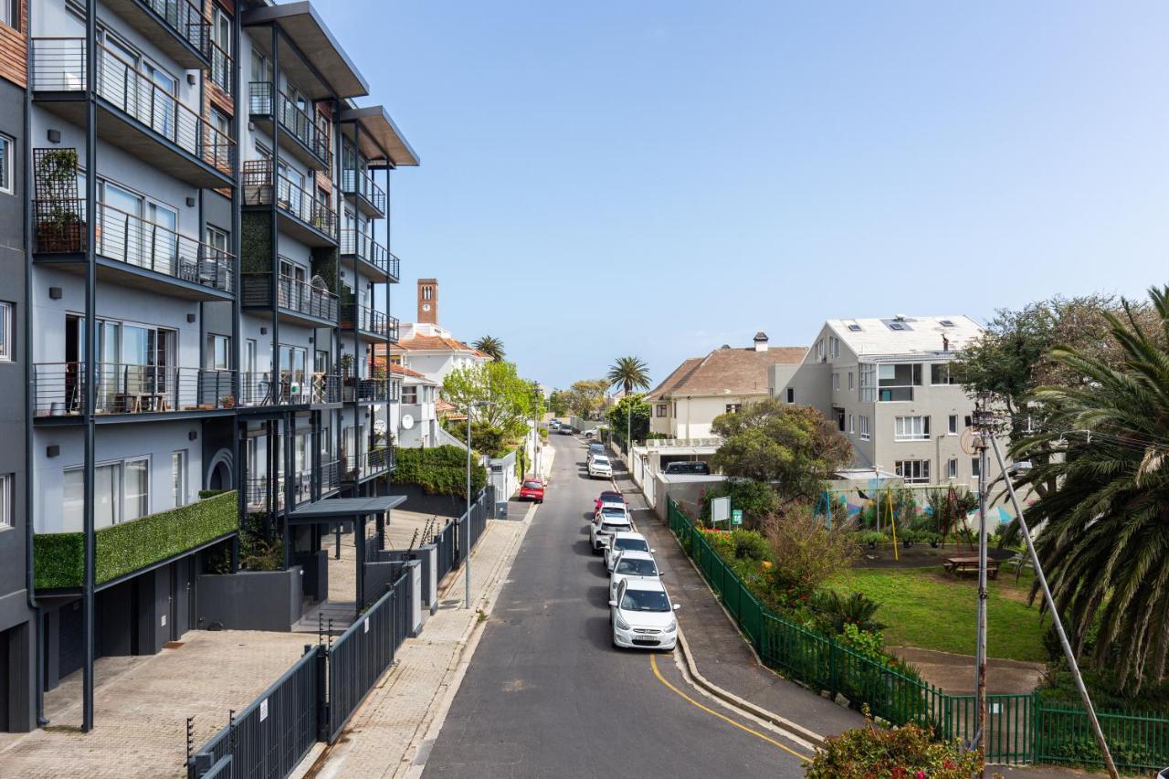 Portswood Mews - Chic White Studio Apartment Green Point Città del Capo Esterno foto